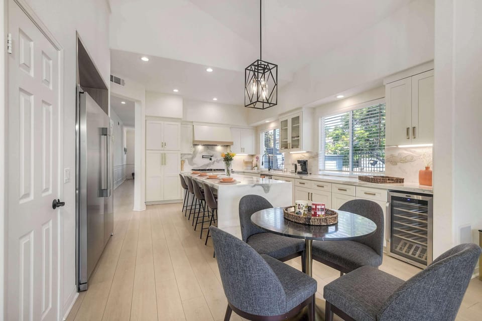 House, Multiple Beds, Garden View (Brick & Beach) | Private kitchen