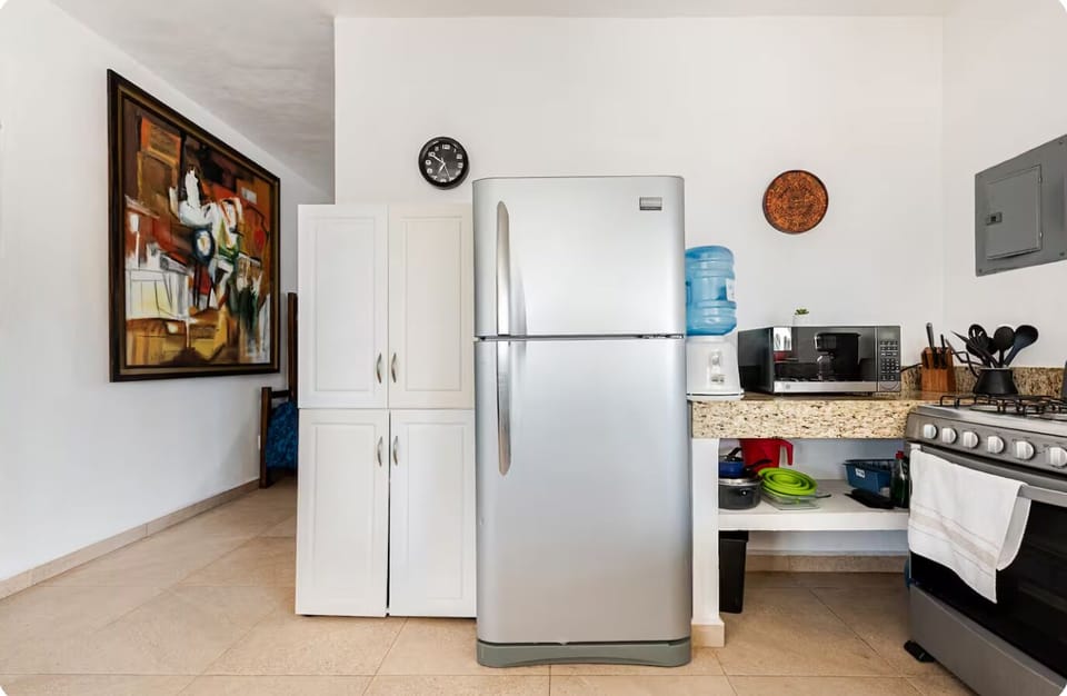 Kitchen and sleeping nook entrance. 