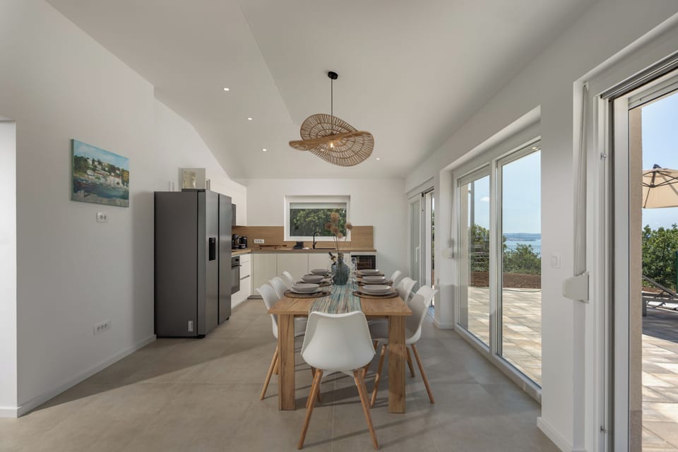 Kitchen and dining area