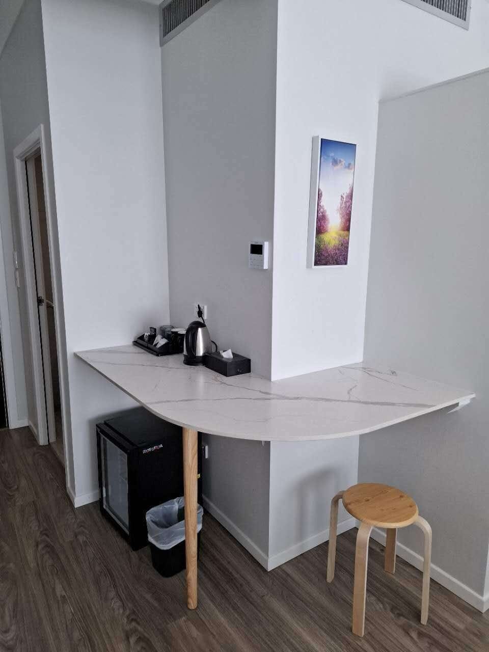 In-room safe, iron/ironing board, WiFi (free), bed sheets
