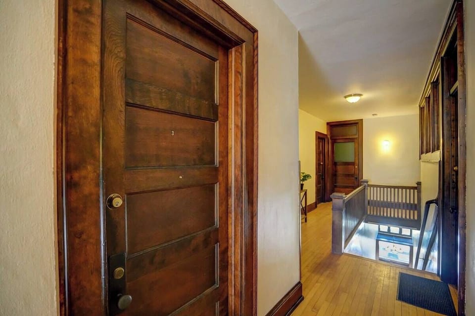 Front entryway