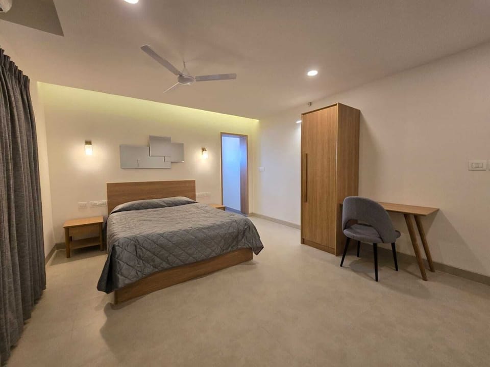 Deluxe Double Room | Desk, laptop workspace, WiFi (free)