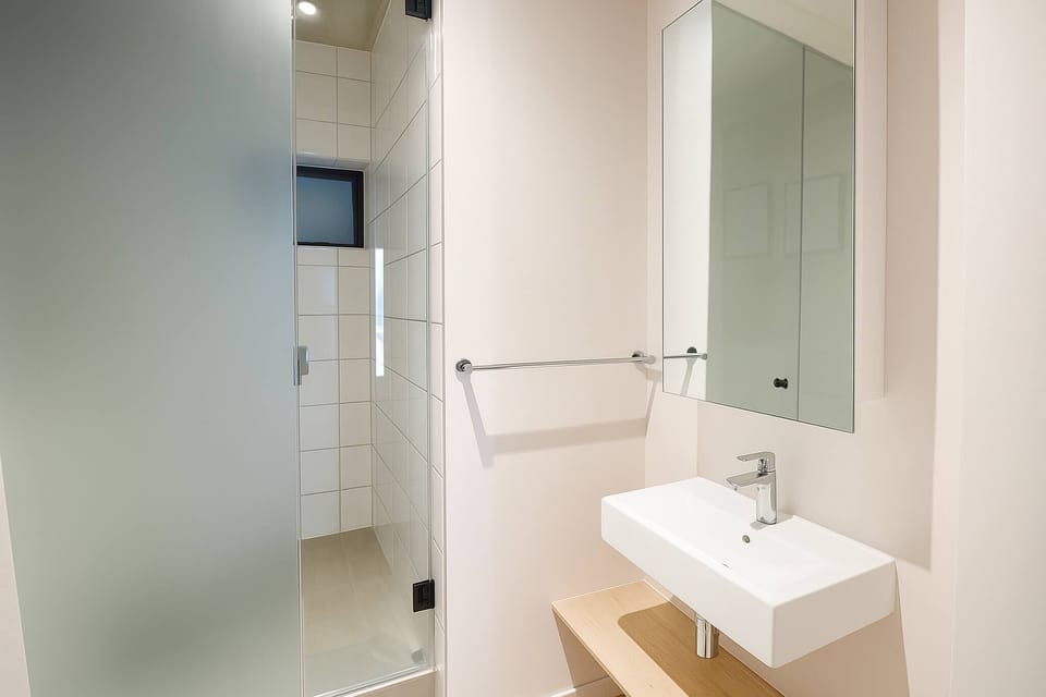 Room, 1 Bedroom, Accessible | Bathroom