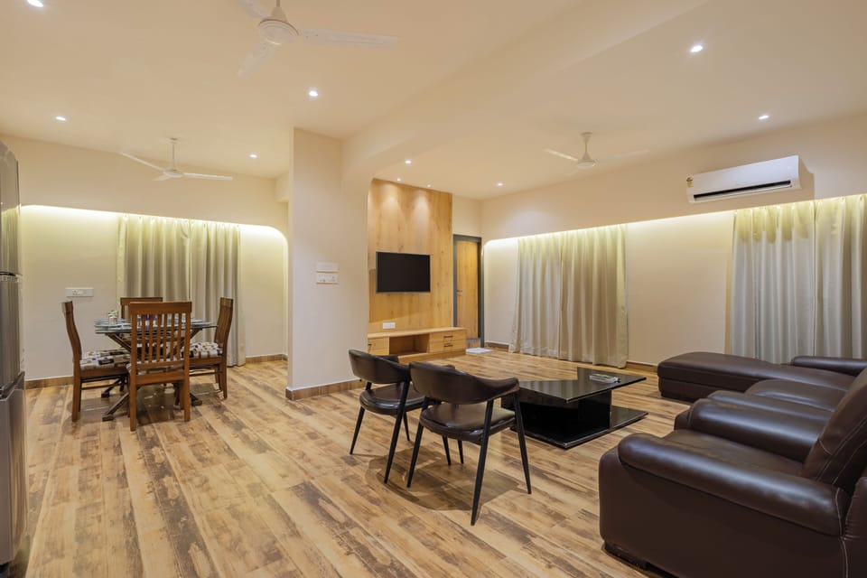 Executive Suite | Living area | Printers
