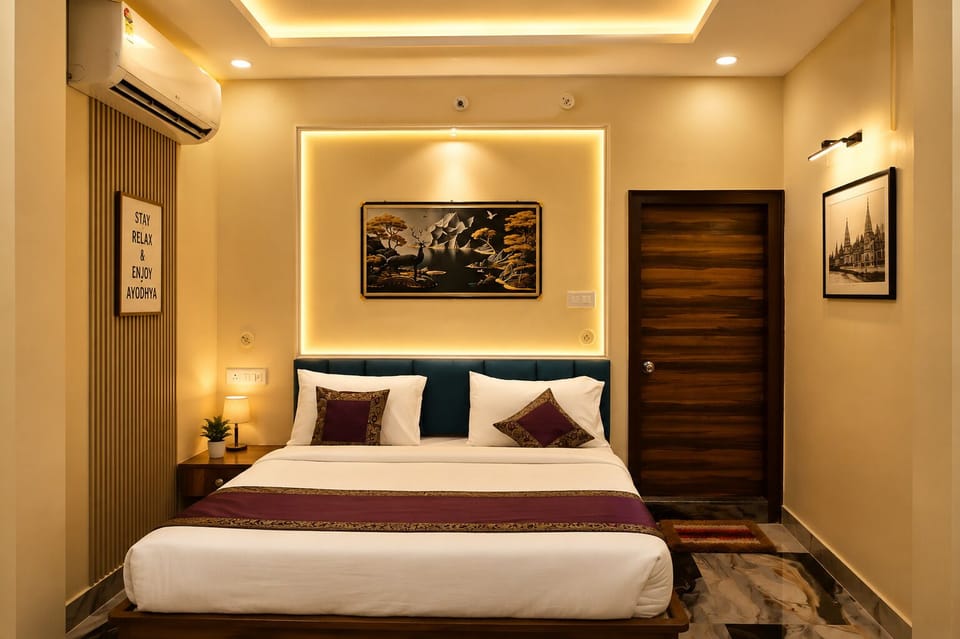 Deluxe Double Room, City View | WiFi (free)