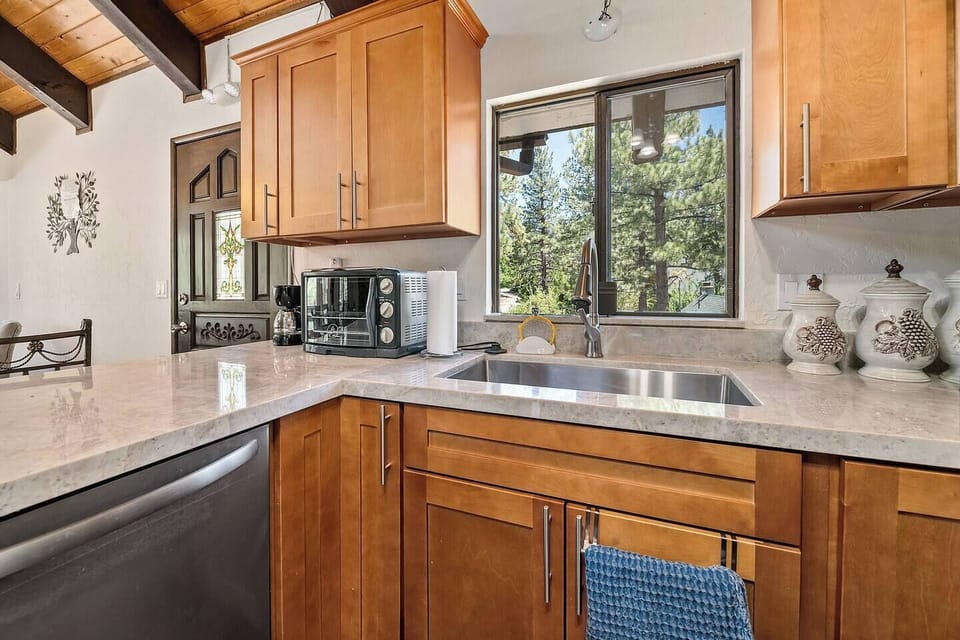 Prepare your favorite meals in the spacious, fully equipped kitchen.