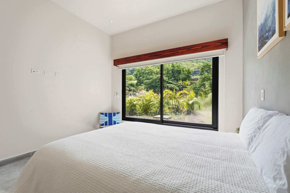 Wake up to green views and easy plans