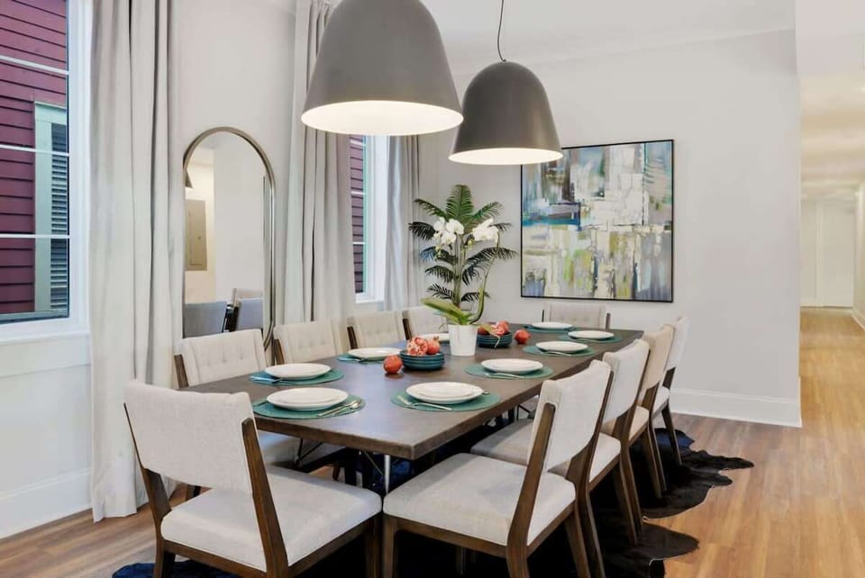 Open Concept Dining Area | First Floor |  Seats up to 10