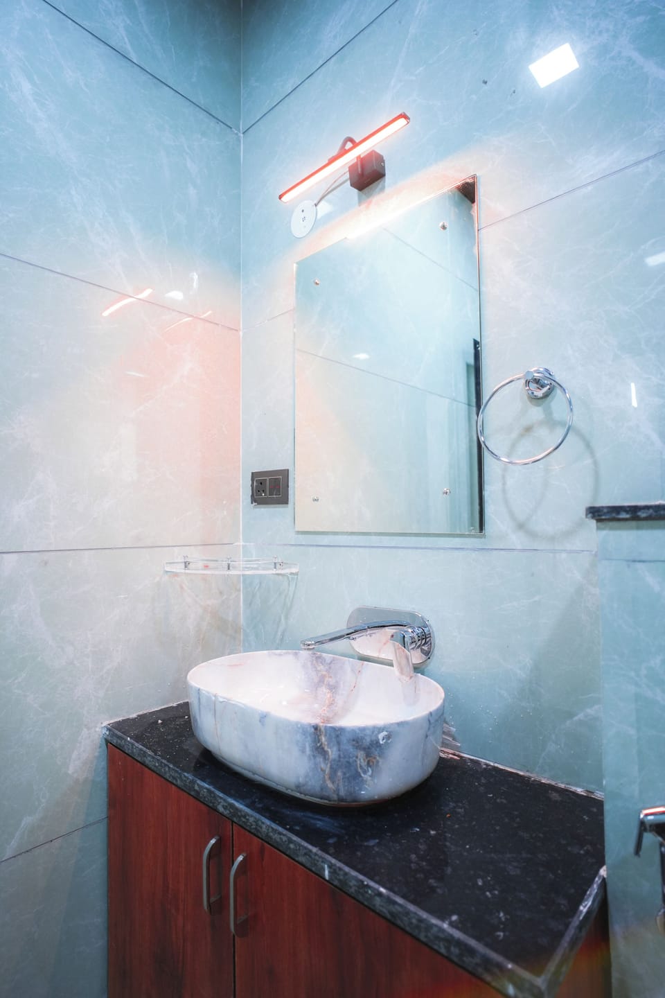 Shower, towels, soap, shampoo