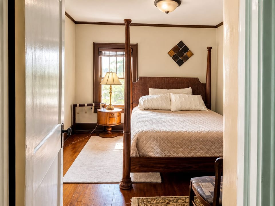 Pull the classic wood blinds to catch a few extra hours of morning sleep.