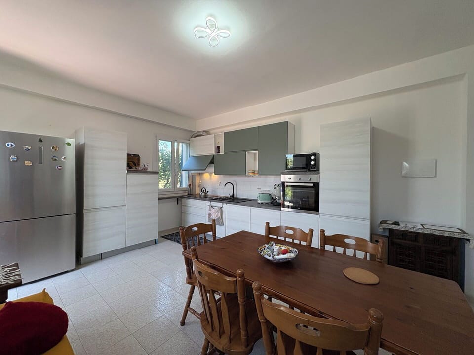 Autumn, Kitchen, Spring, Summer
