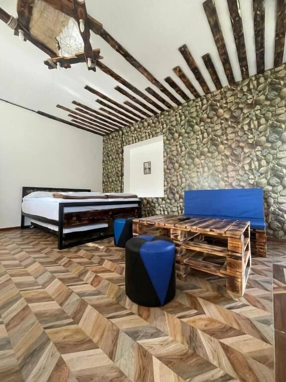 Deluxe Room, Courtyard View | Soundproofing