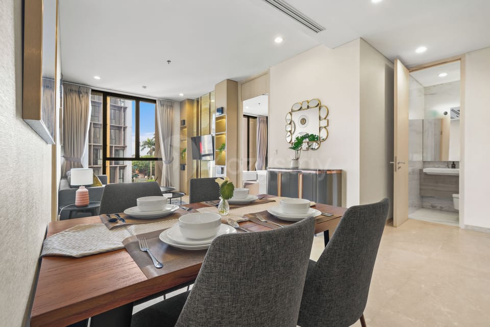 Apartment, 2 Bedrooms, City View | Dining room