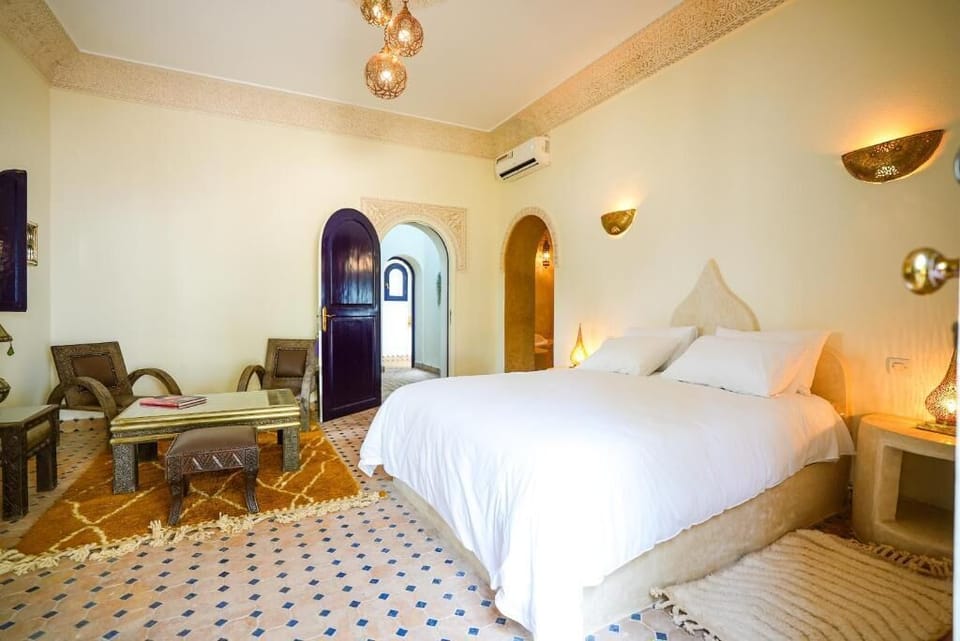 Deluxe Double Room, Garden View | WiFi (free)