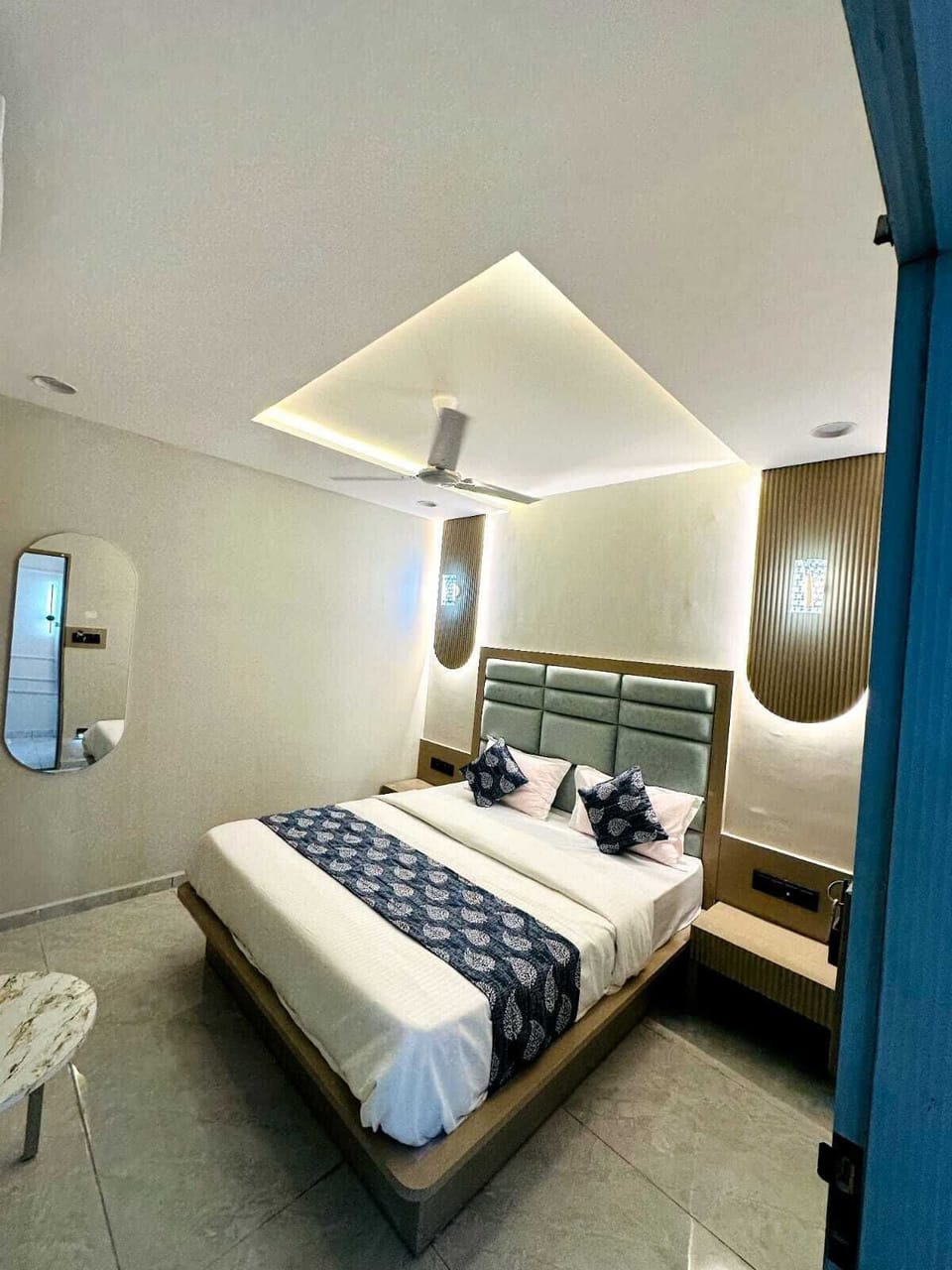 Deluxe Double Room, City View | In-room safe, desk, laptop workspace, iron/ironing board