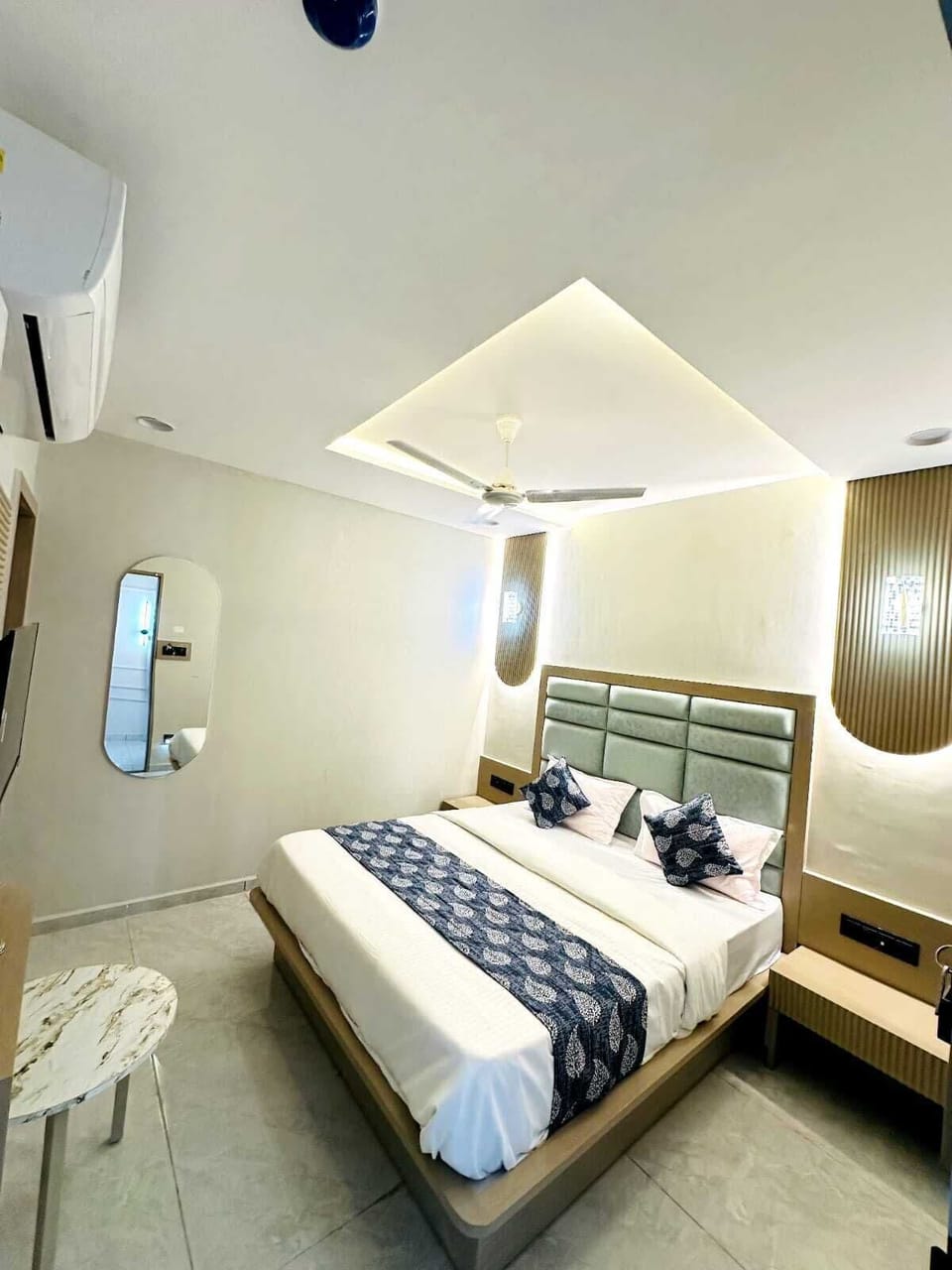 Deluxe Double Room, City View | In-room safe, desk, laptop workspace, iron/ironing board
