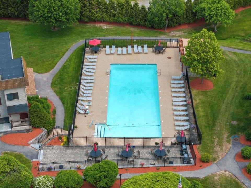 Newly Updated Saltwater Pool!