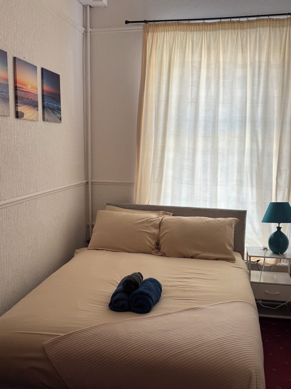 Comfort Double Room, City View | Iron/ironing board (on request), WiFi (free)