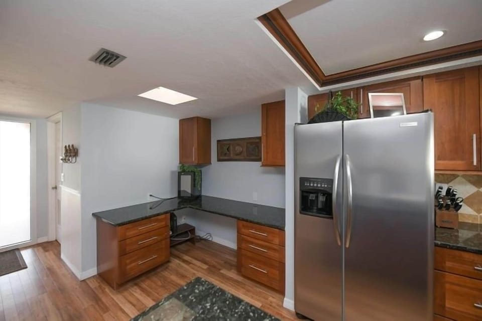 Condo, 2 Bedrooms | Private kitchen