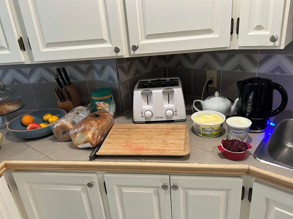 Free daily continental breakfast