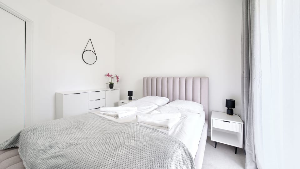 Apartment (4) | Iron/ironing board, WiFi (free), individually decorated