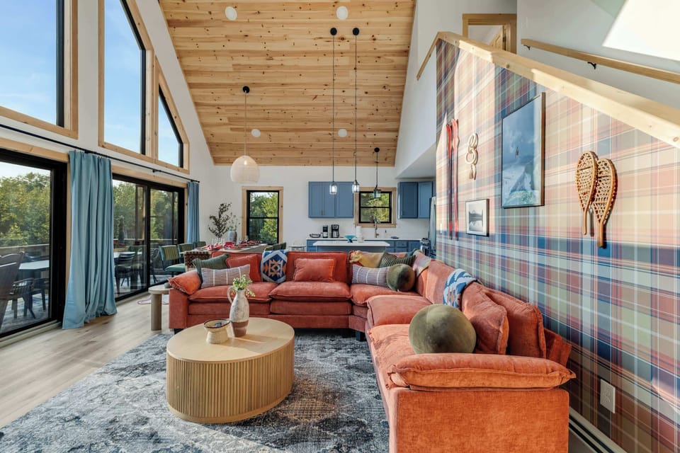 Sink into the sectional and let the vaulted ceilings do the rest.