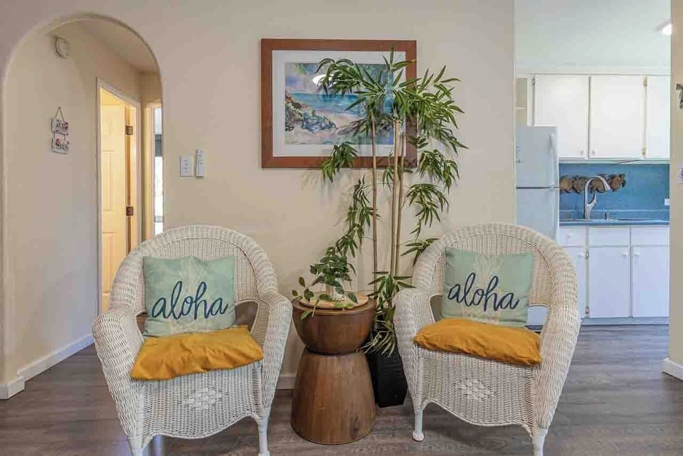 Additional seating available.