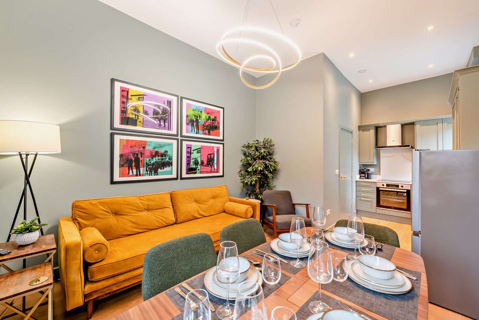 35 Catherine Flat B, Liverpool - Host & Stay