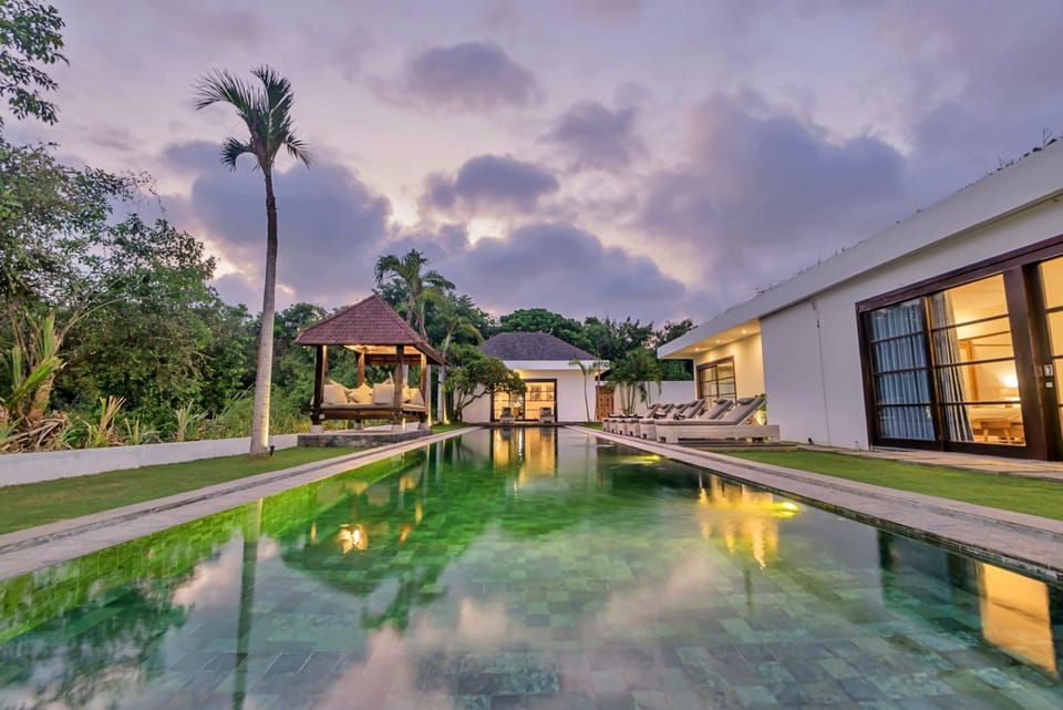 House | 11 bedrooms