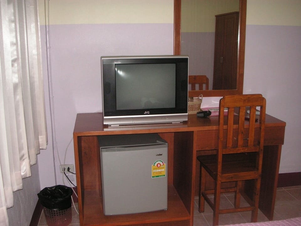 Standard Double Room, Non Smoking | Interior
