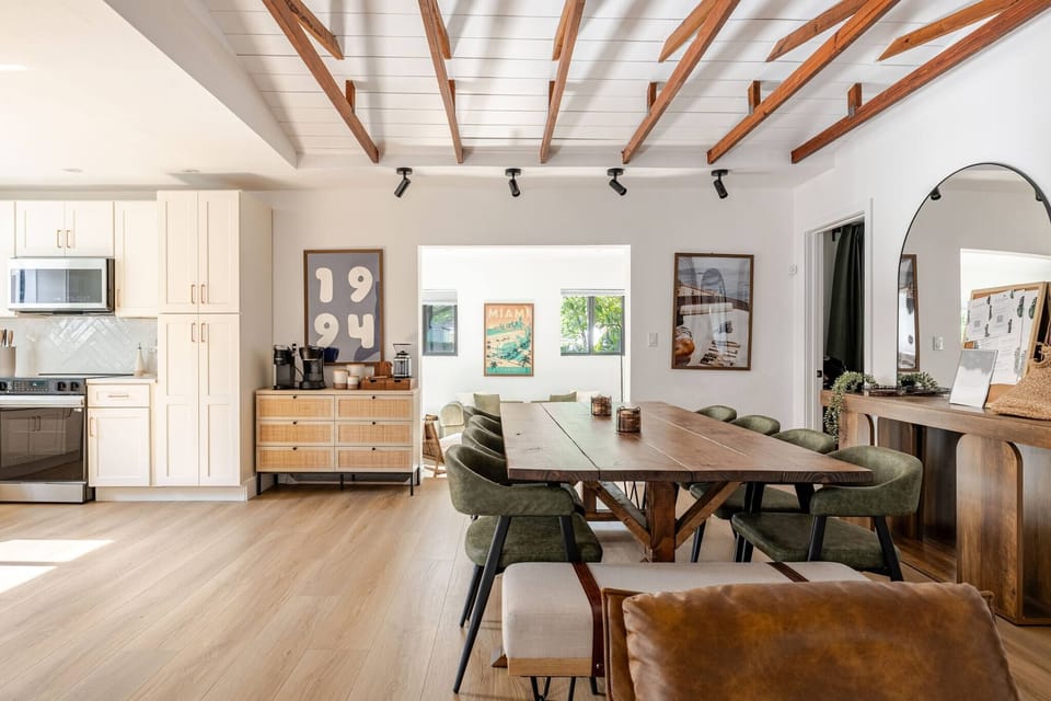 House, 4 Bedrooms, Patio | Dining room
