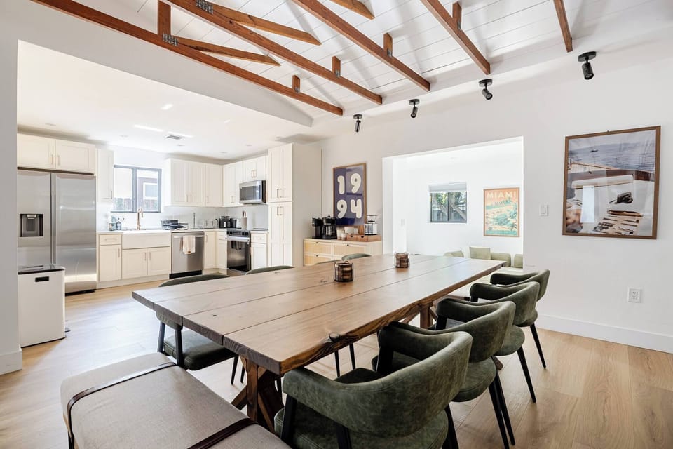 House, 4 Bedrooms, Patio | Dining room