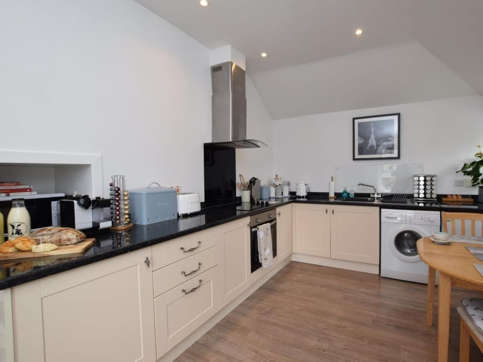 Spacious well-equipped kitchen