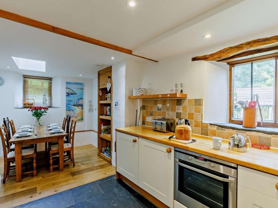 Sociable kitchen/diner space