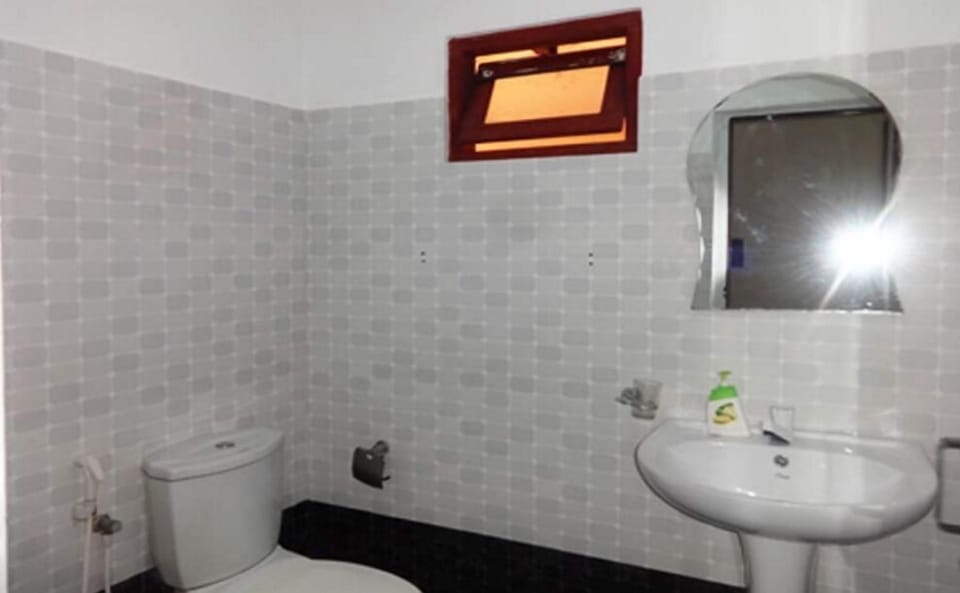 Free toiletries, towels