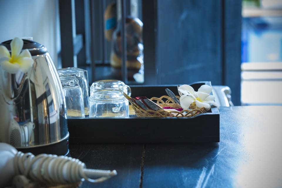 Minibar, in-room safe, desk, iron/ironing board