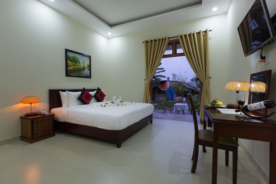 1 bedroom, minibar, in-room safe, desk