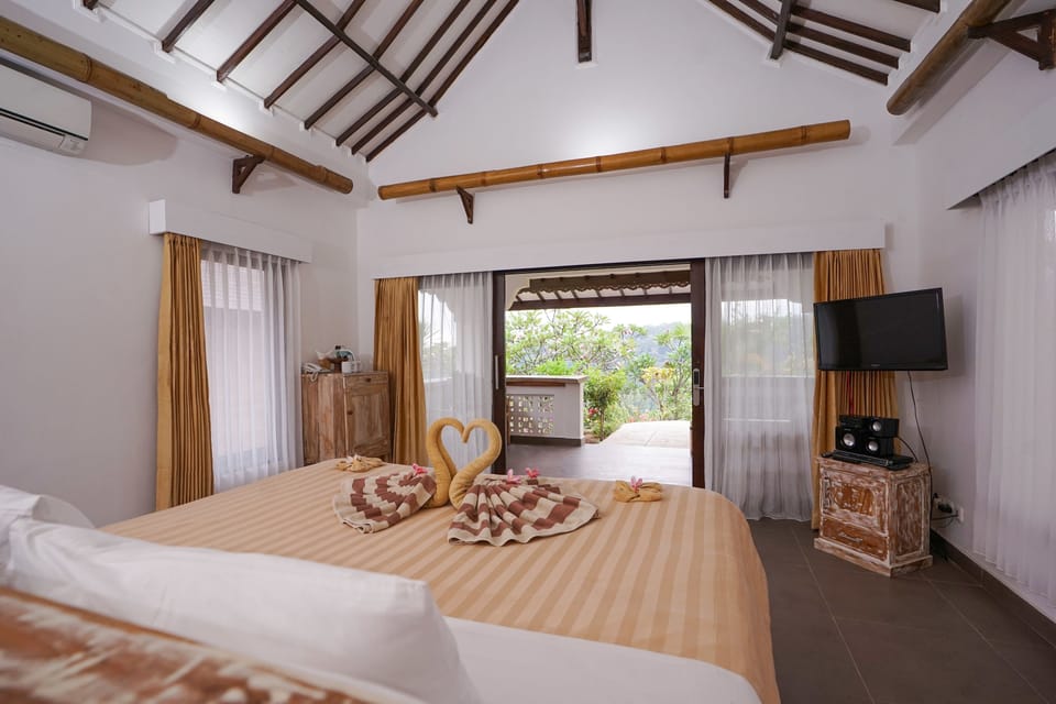 Double Room | Minibar, in-room safe, desk, rollaway beds (surcharge)