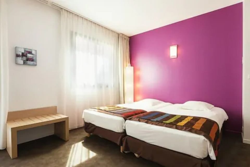 In-room safe, desk, blackout drapes, soundproofing