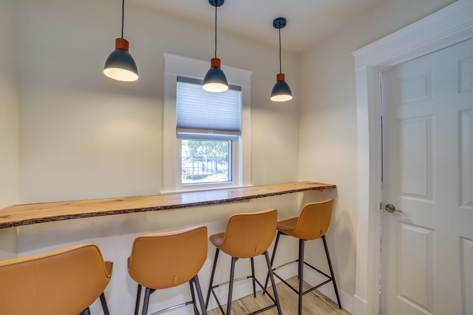 Breakfast Bar