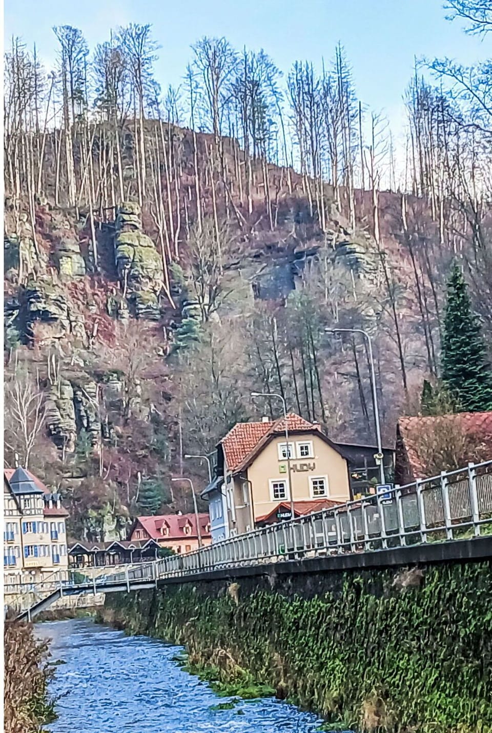 House, Residential Area, Home, Hill Station, Cottage, Village, Valley, Mountain Village, Suburb