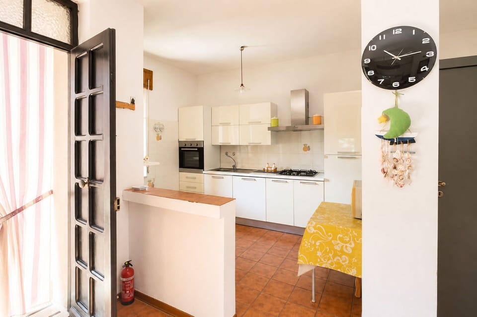 Autumn, Kitchen, Spring, Summer