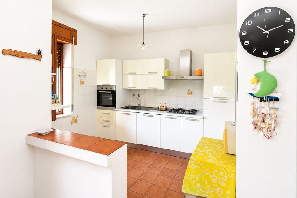 Autumn, Kitchen, Spring, Summer