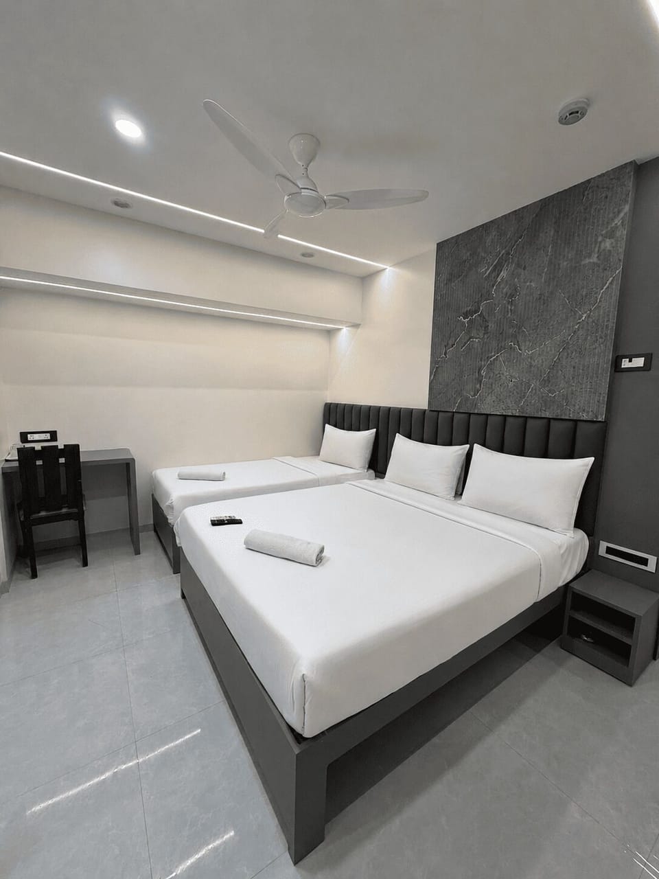 Deluxe Triple Room | WiFi (free)