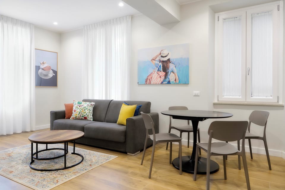 Superior Apartment, City View | Interior