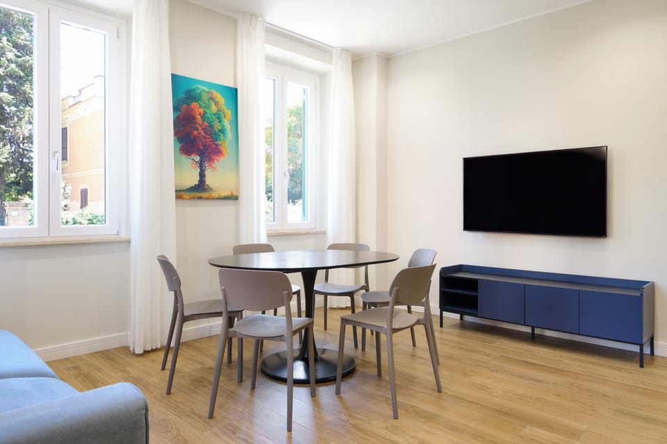 Family Apartment, 2 Bedrooms, Air conditioning | Dining
