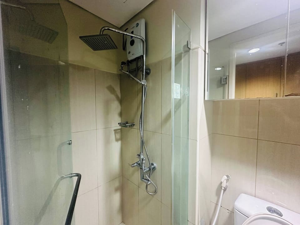 Ritzy 1Br Condo Facing Mall Of Asia at Shell Residences Apartment in Pasay
