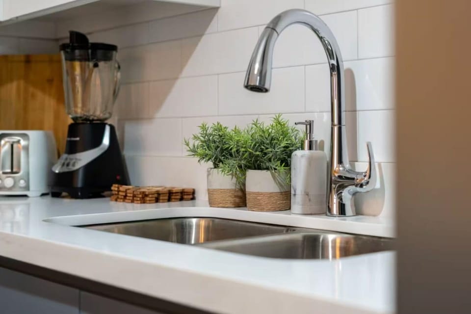 Apartment, Balcony, Ocean View | Private kitchen