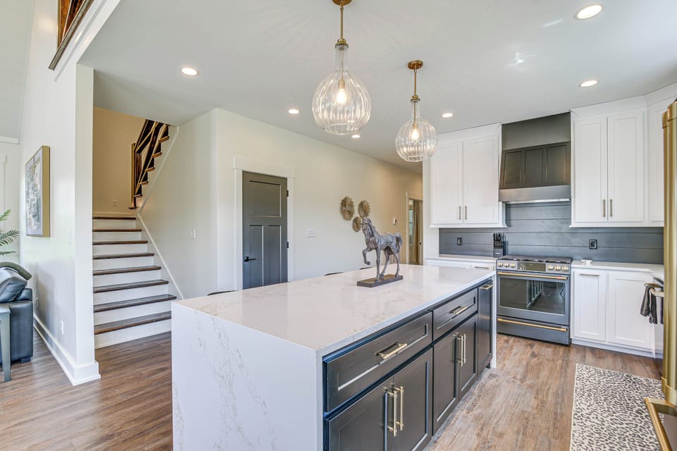 House (4 Bedrooms) | Interior
