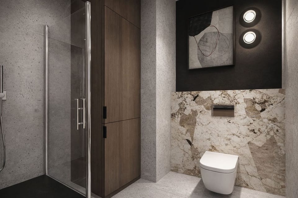 Shower, rainfall showerhead, free toiletries, hair dryer
